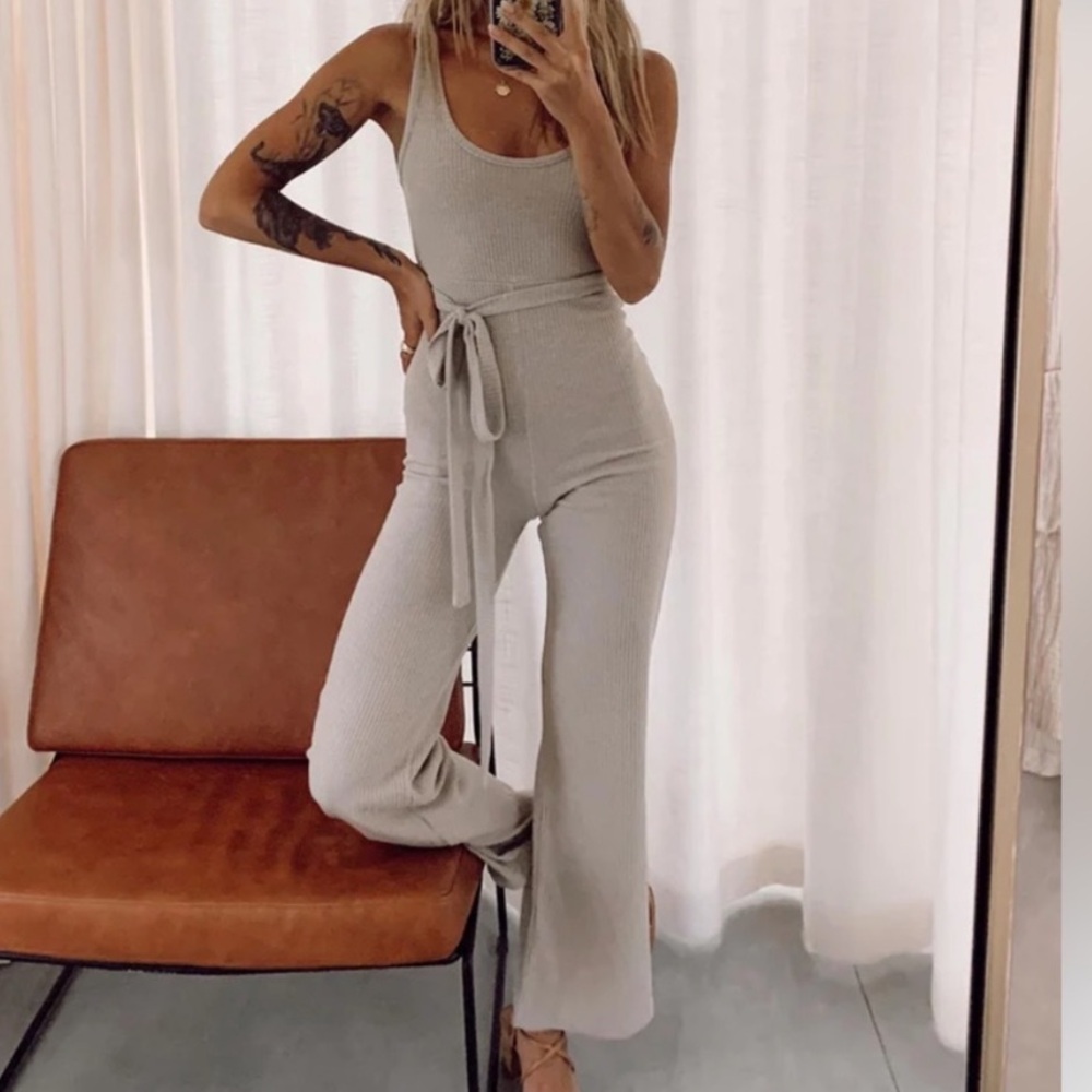 Princess Polly Callie Jumpsuit new with tags - never worn! Size 4